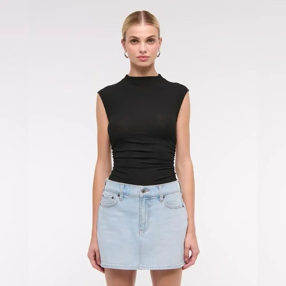 Abercrombie Light Blue Denim High Rise Mini Skirt Size 31